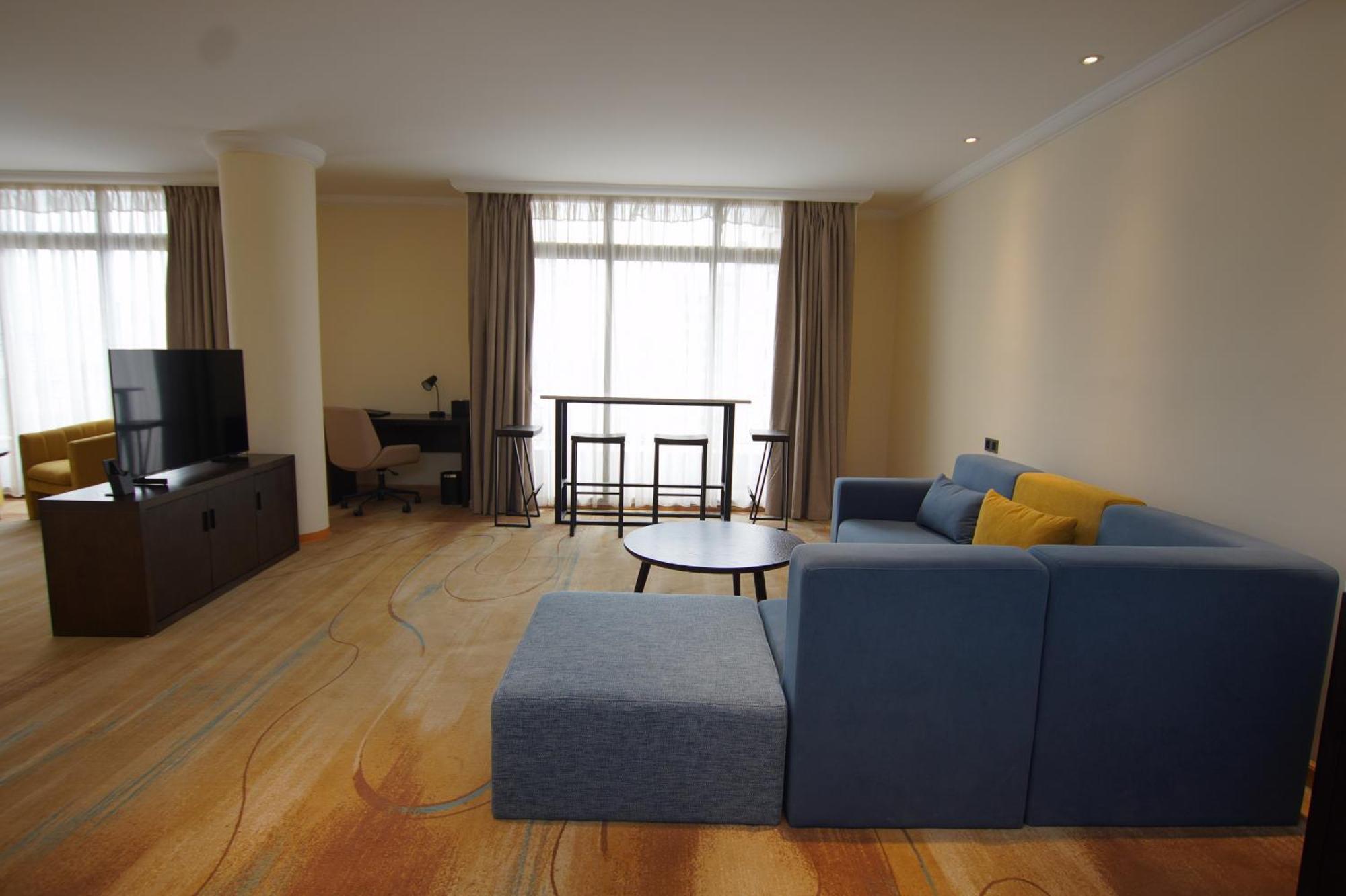 Best Western Premier Dynasty Addis Ababa Exterior photo