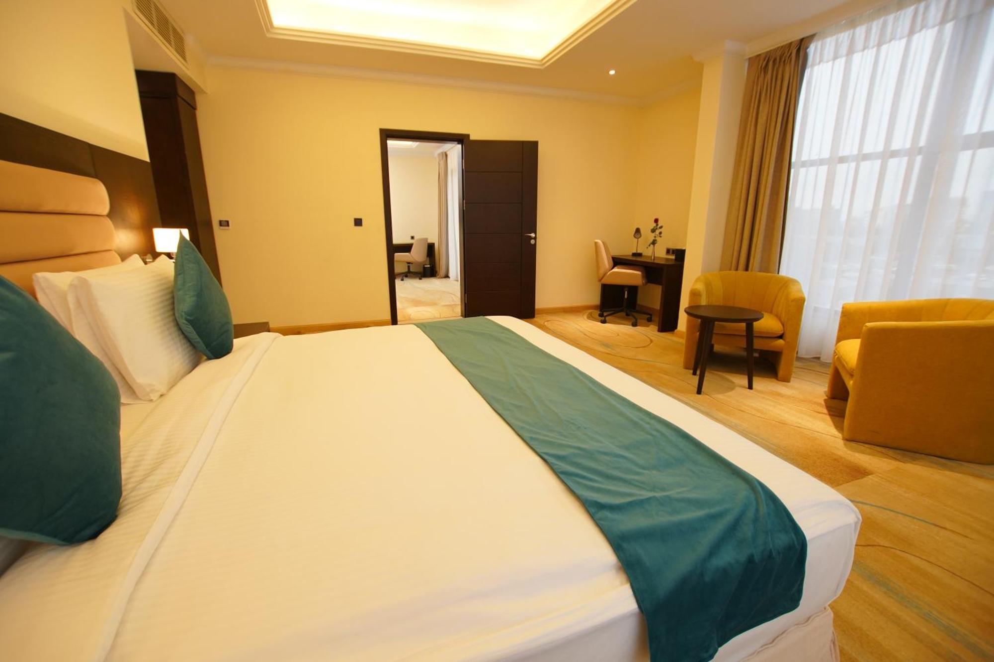 Best Western Premier Dynasty Addis Ababa Exterior photo